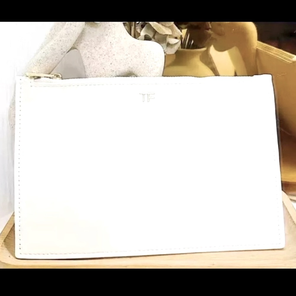 TOM FORD White Leather Zip Beauty Cosmetic Makeup Pouch Travel Bag NEW